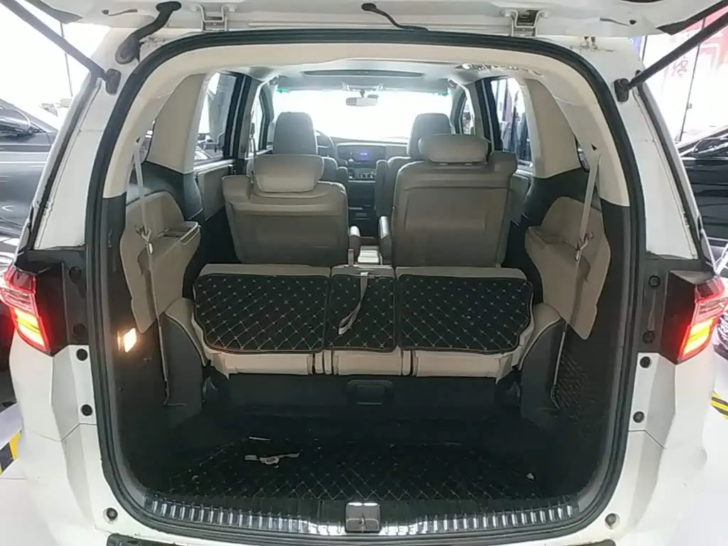 Honda Odyssey 2018 — Фото 19/20
