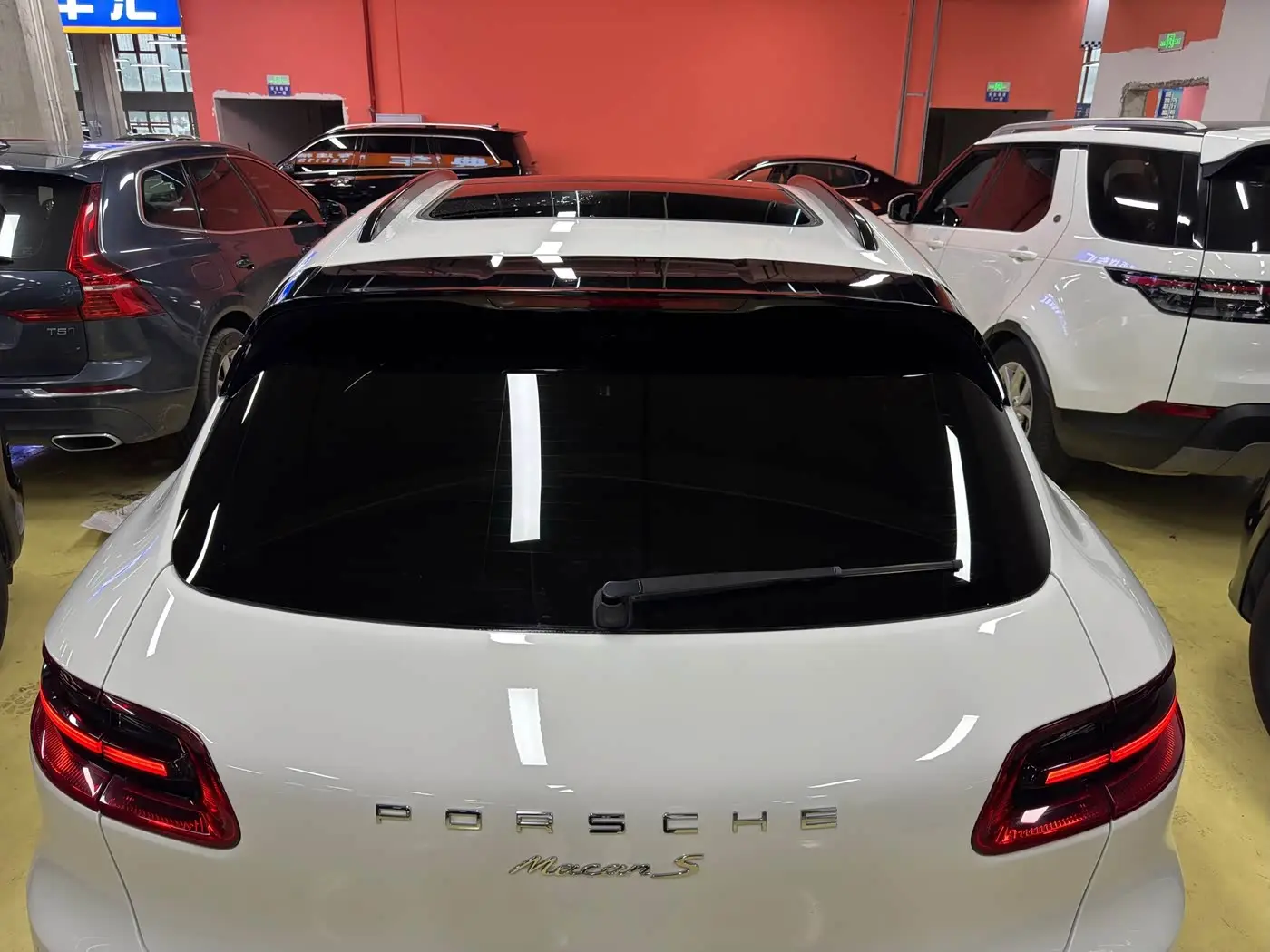 Porsche Macan 2016 — Photo 12/20
