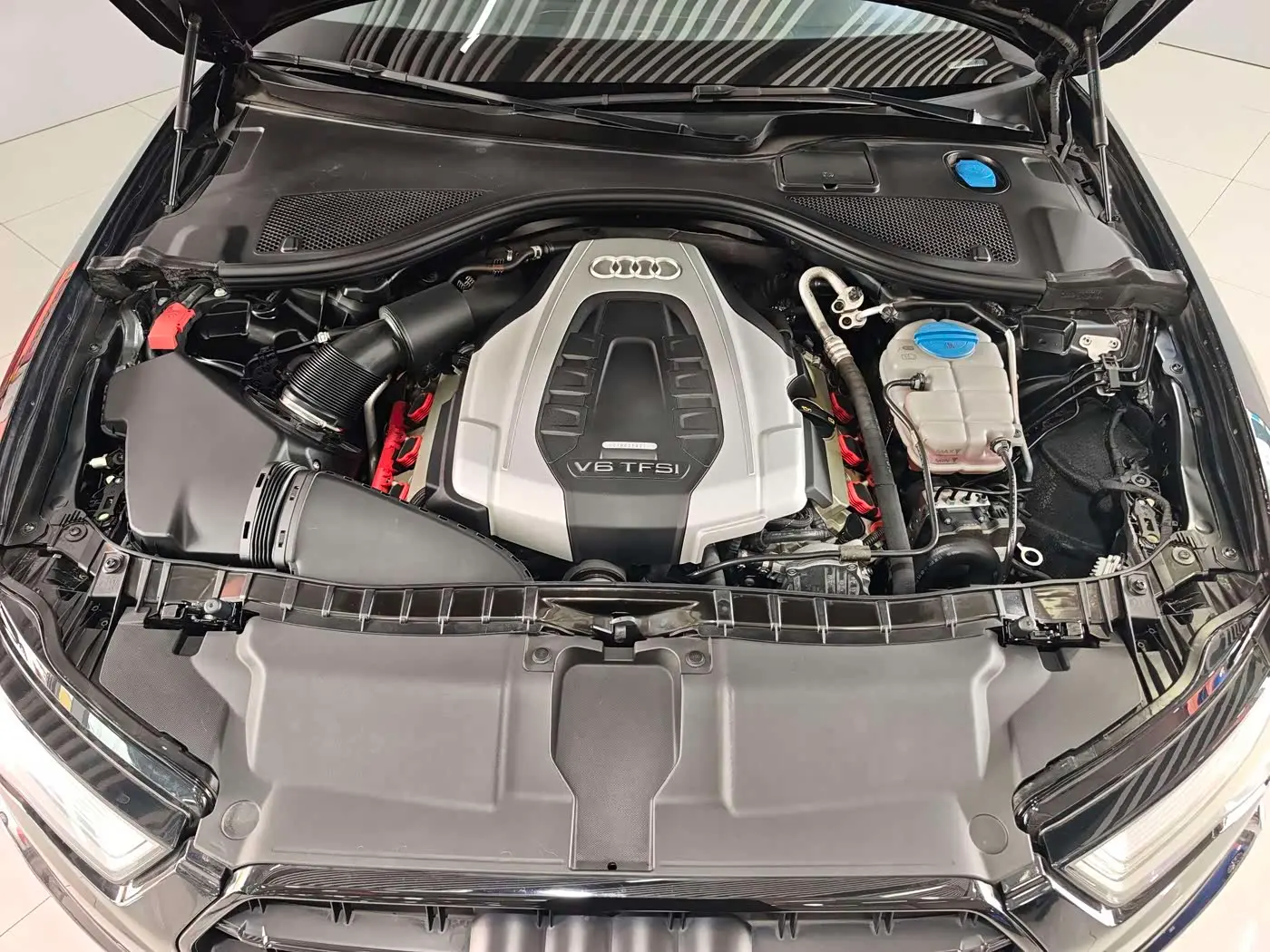 Audi A6L 2018 — Фото 14/16