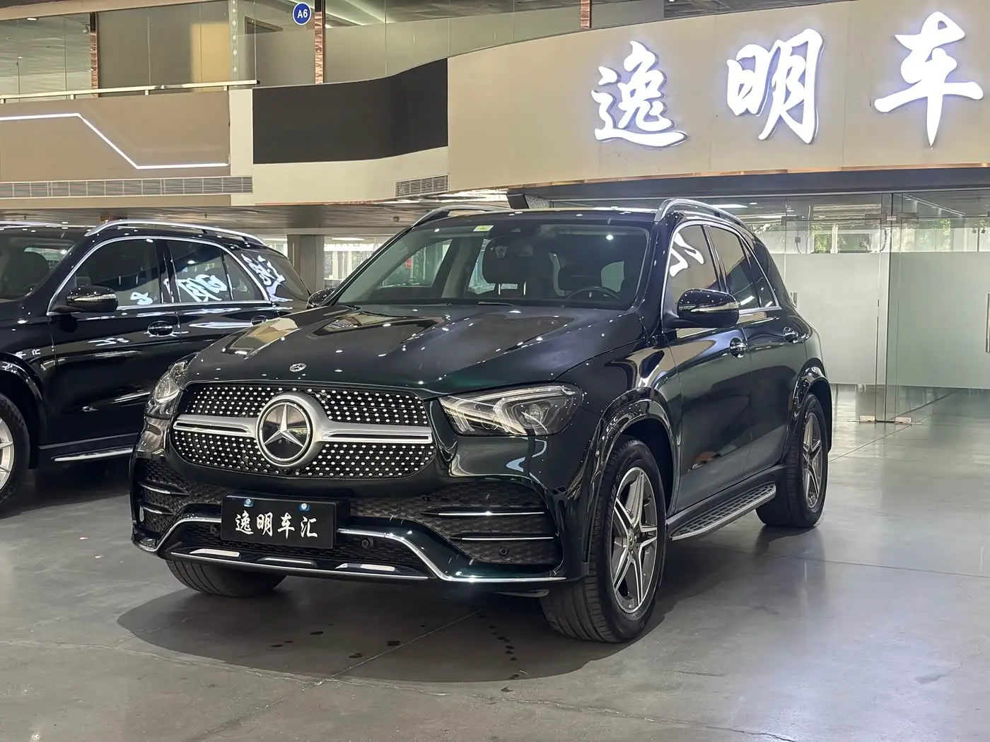 Mercedes-Benz GLE 2021 — Фото 1/14
