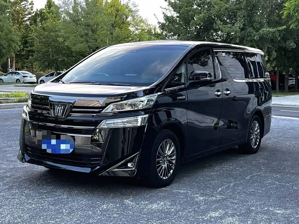 Toyota Vellfire, 2023