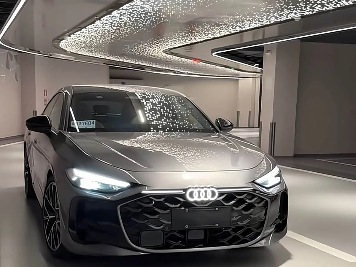 Audi A5L 2026 — Photo 10/15