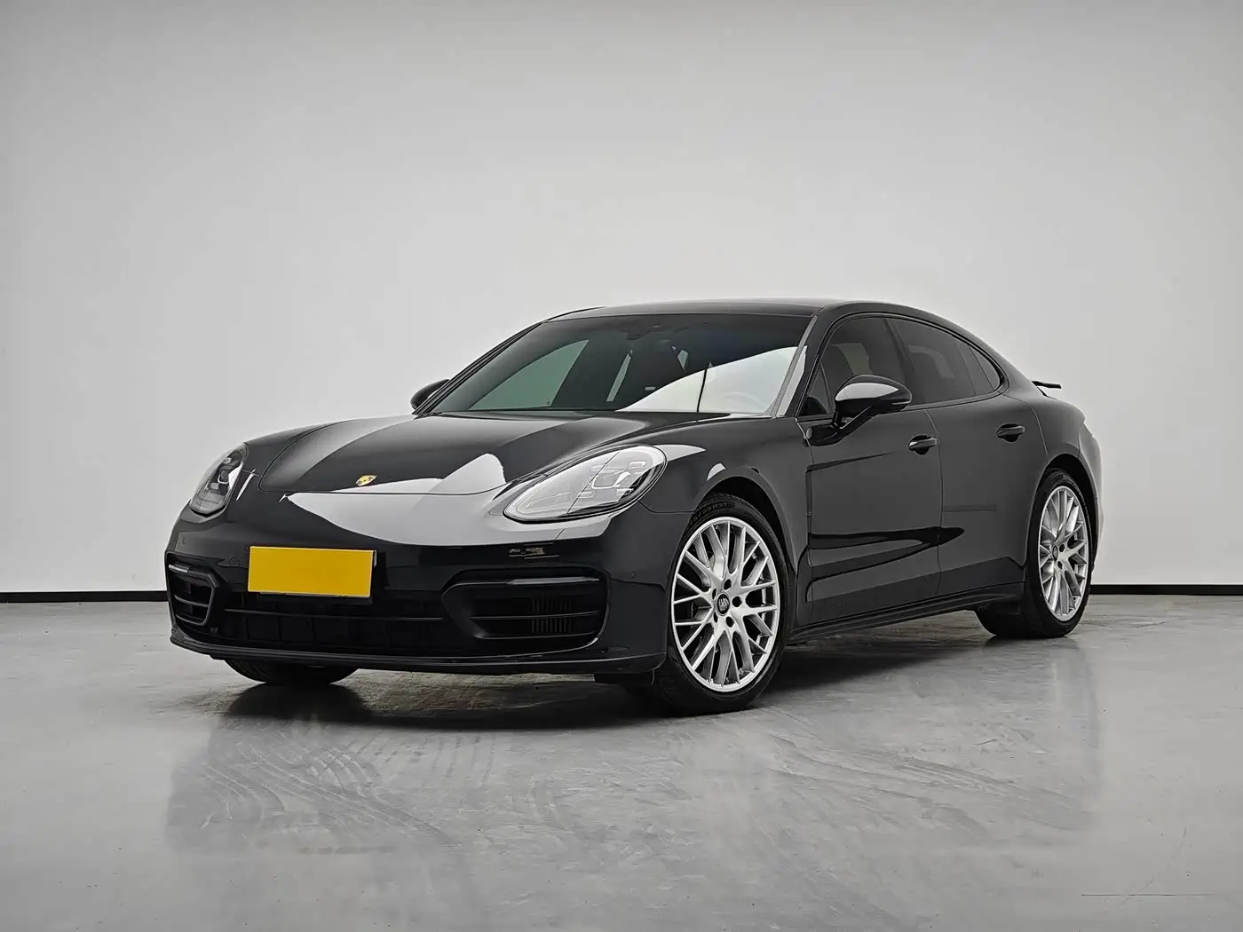Porsche Panamera, 2022