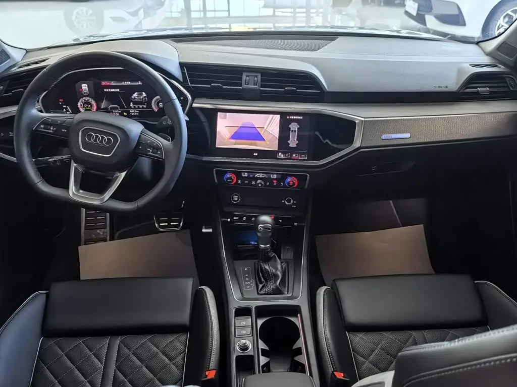 Audi Q3 2025 — Фото 9/17