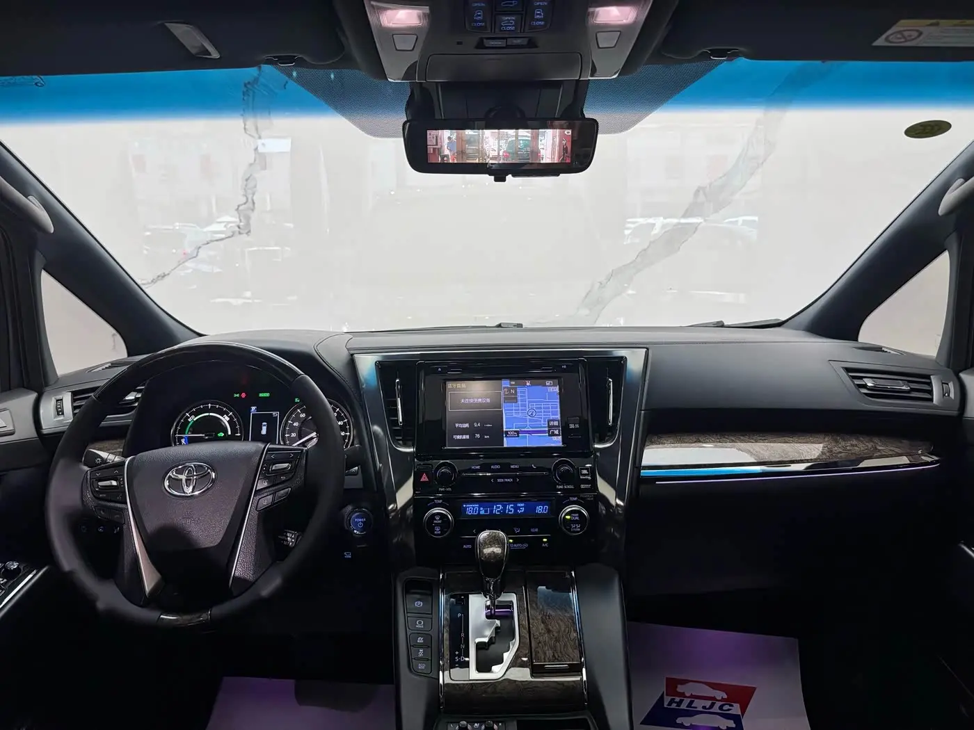 Toyota Alphard 2019 — Фото 9/20