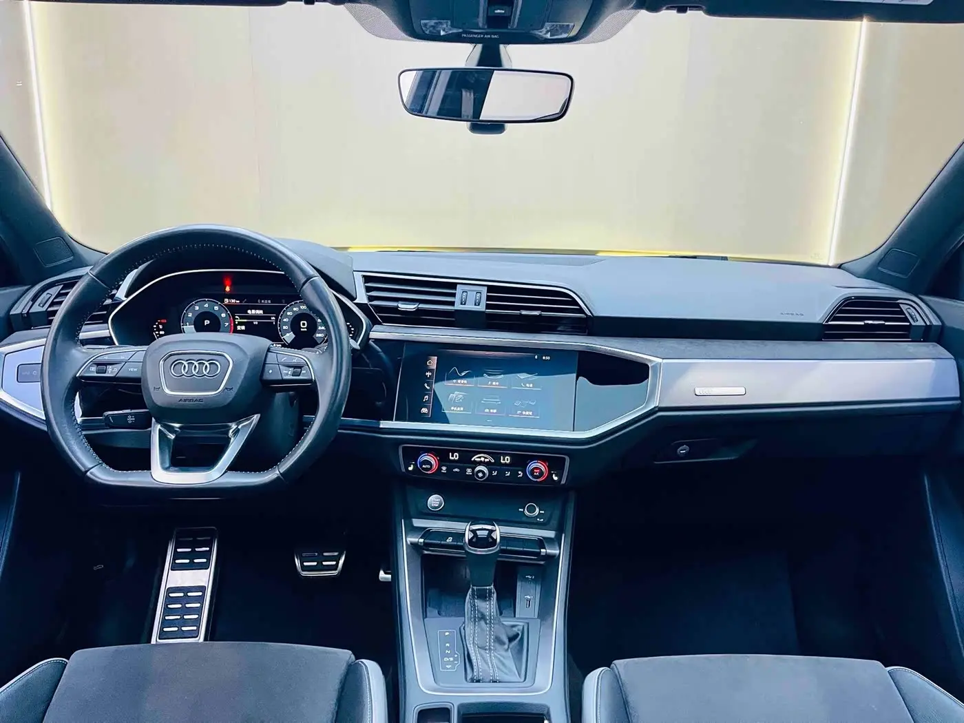 Audi Q3 2021 — Фото 12/20
