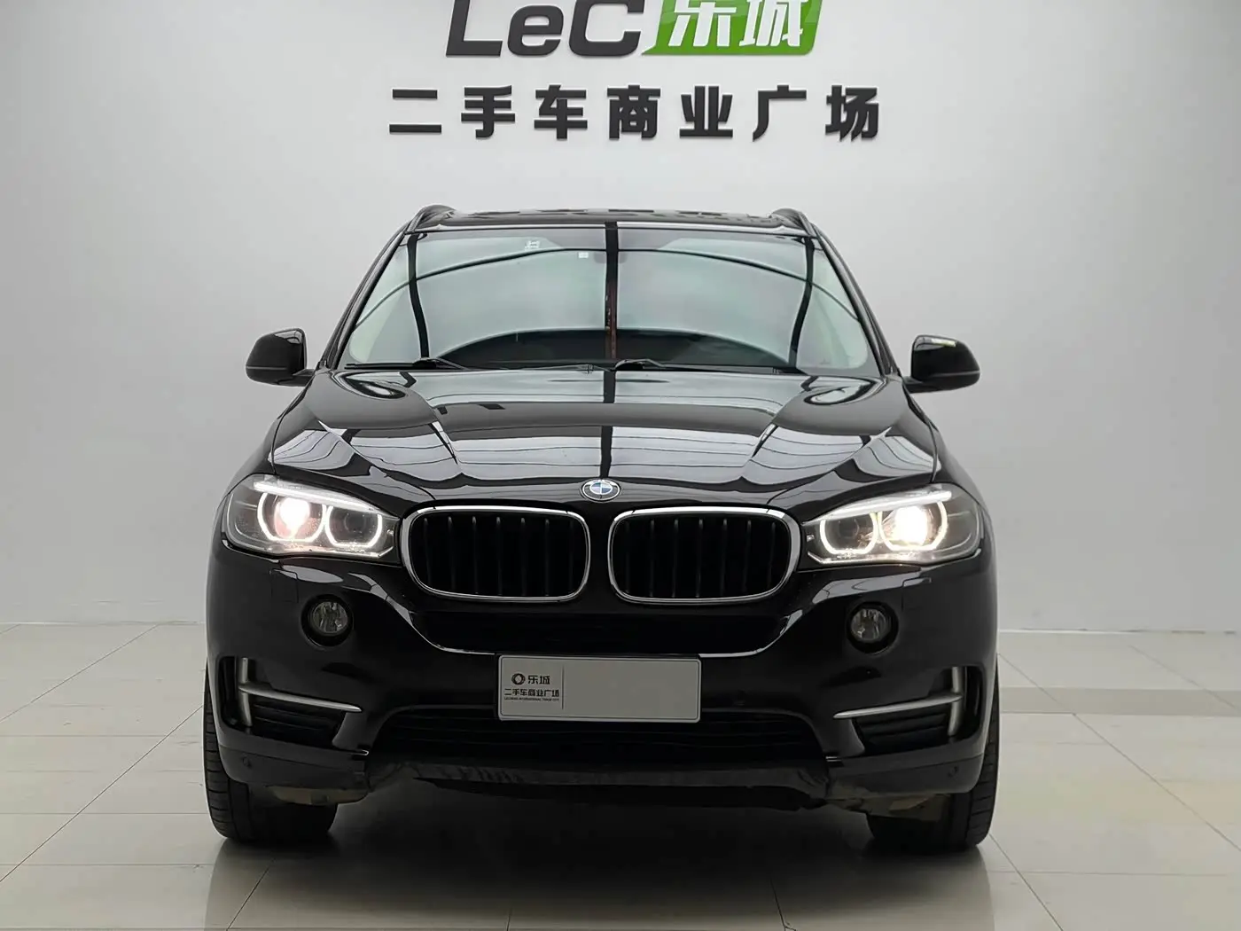 BMW X5 2016 — Фото 2/14
