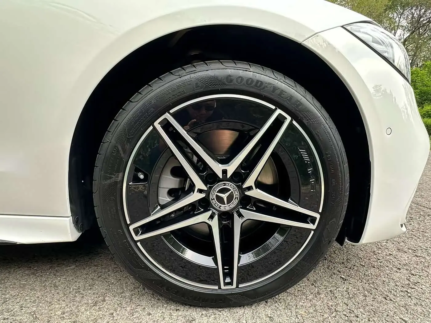 Mercedes-Benz C-Class 2024 — Photo 9/20