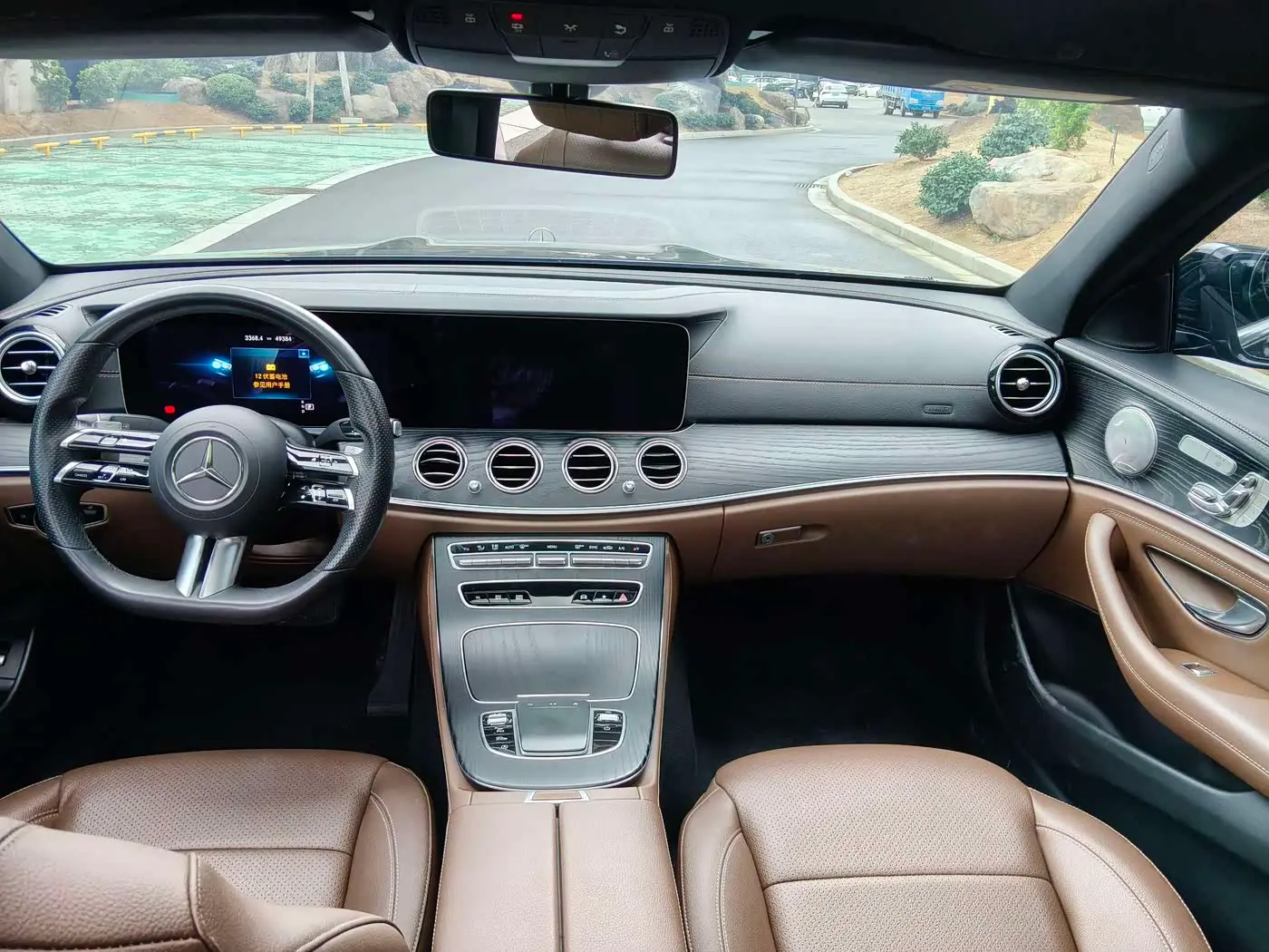 Mercedes-Benz E-Class 2022 — Фото 4/20