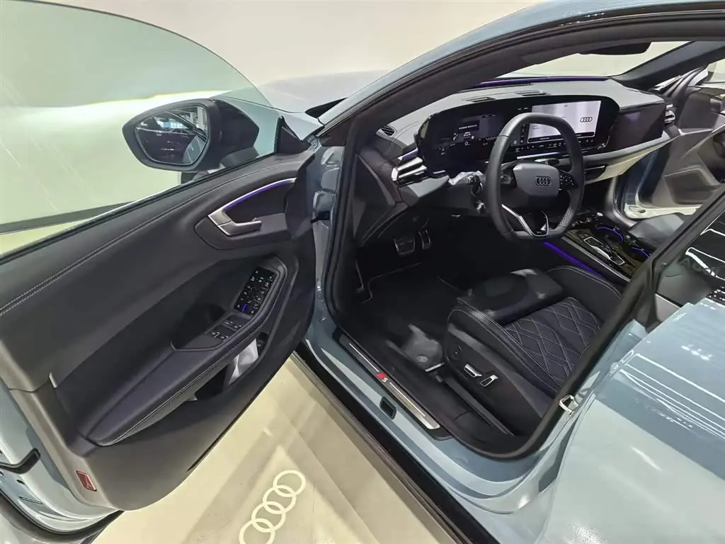 Audi A5L Sportback 2025 — Photo 17/20