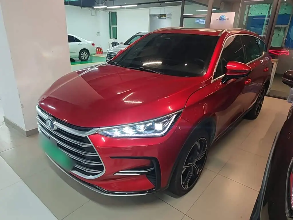 BYD Tang New Energy 2023 — Photo 2/20