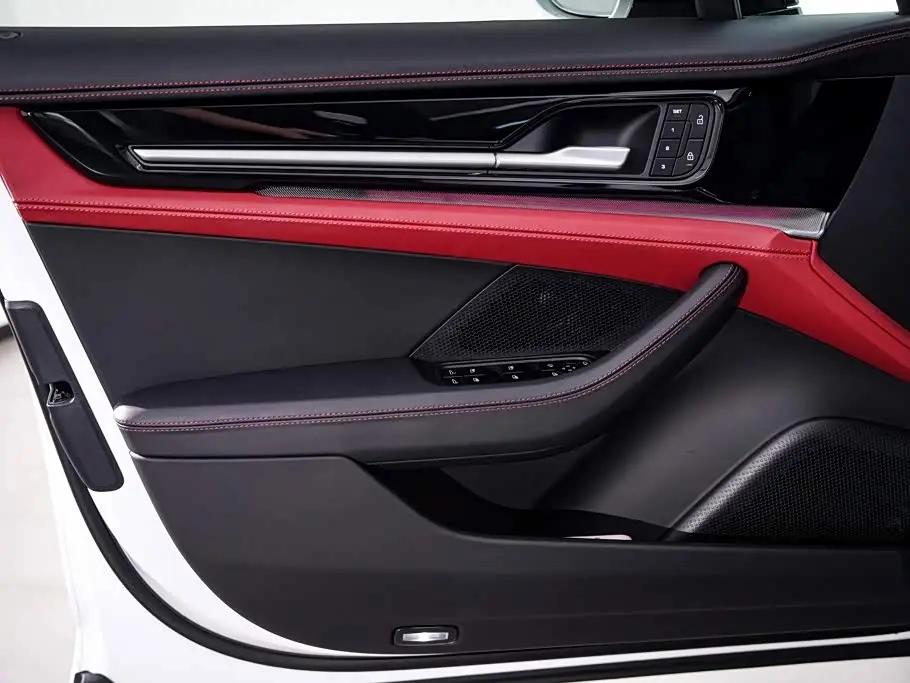 Porsche Panamera 2026 — Фото 18/20