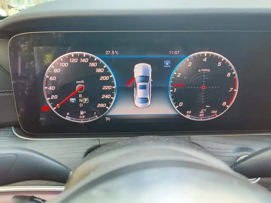 Mercedes-Benz E-Class 2019 — Photo 14/16