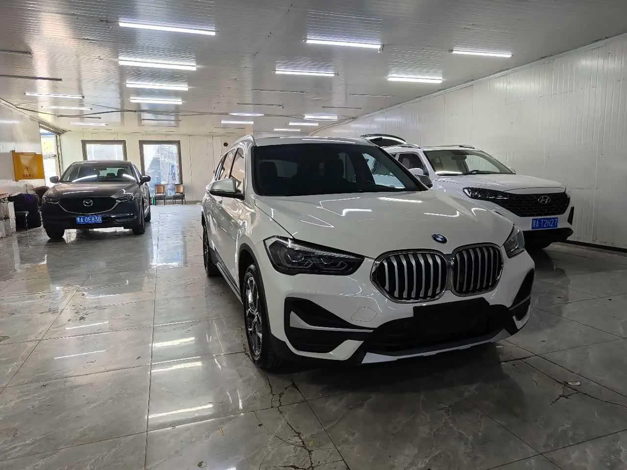 BMW X1 2022 — Photo 3/11