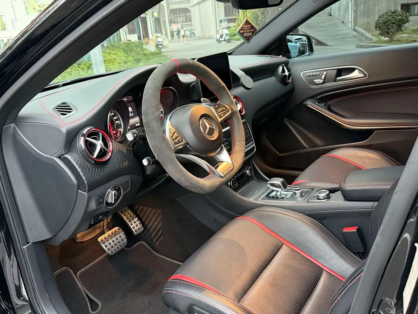 Mercedes-Benz A-Class AMG 2018 — Фото 7/10