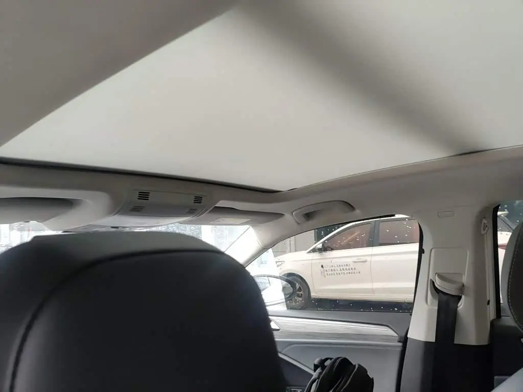 Volkswagen Sagitar 2023 — Photo 19/20