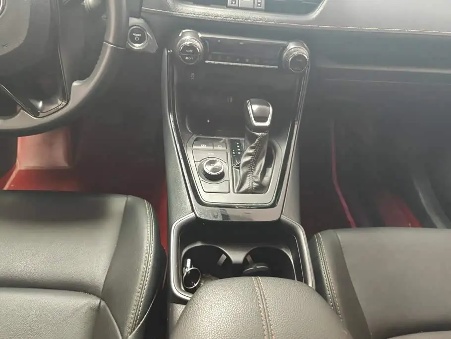 Toyota Wildlander 2024 — Photo 16/16
