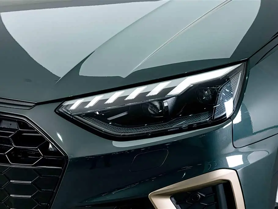 Audi A4L 2024 — Фото 4/20