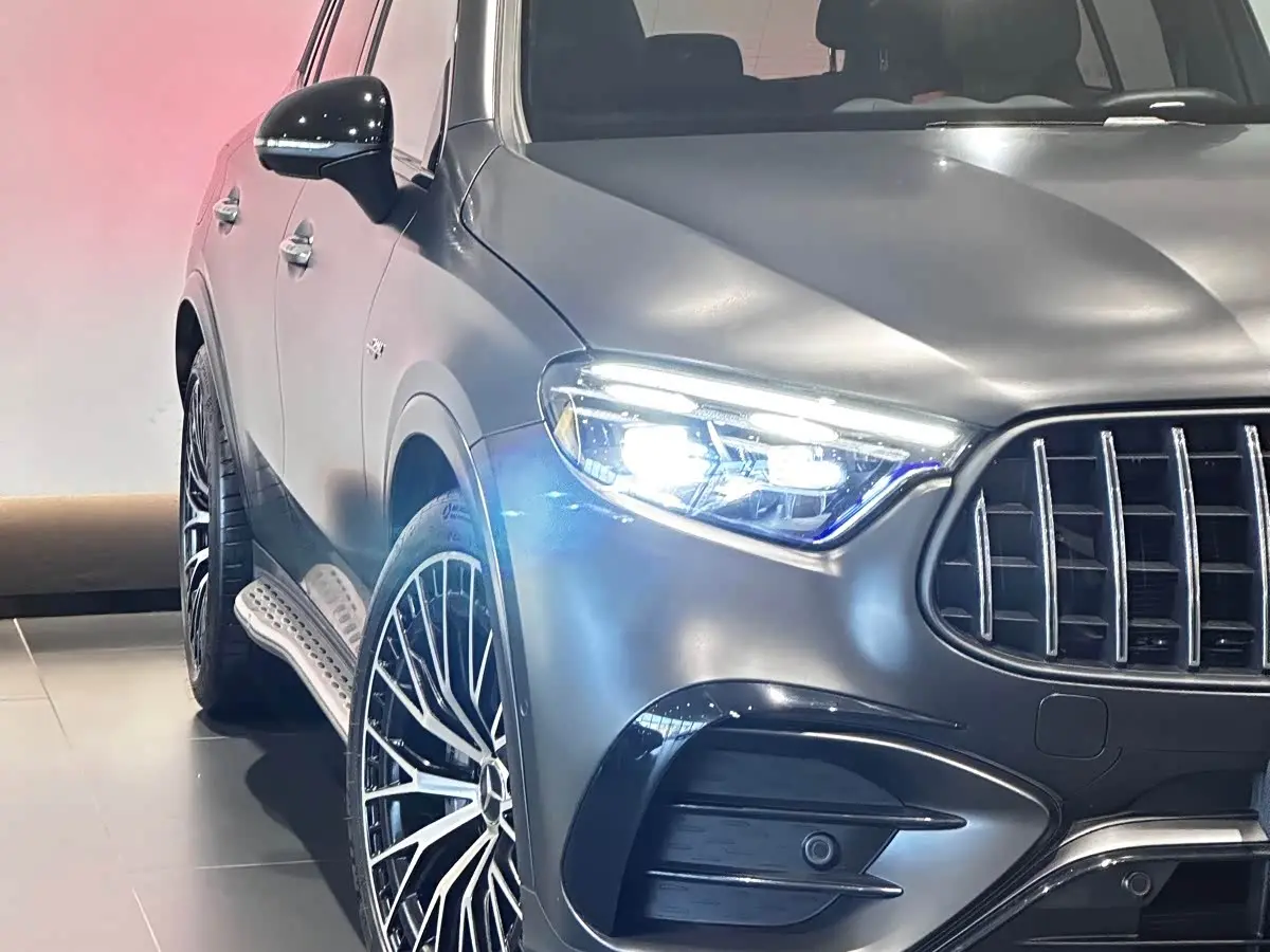 Mercedes-Benz GLC AMG 2025 — Фото 9/18