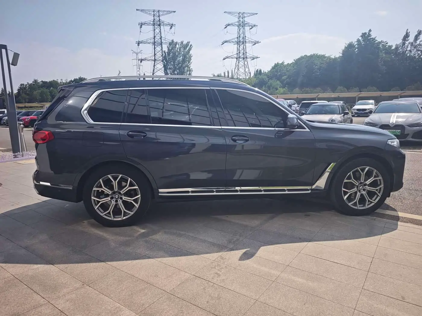 BMW X7 2021 — Фото 3/15