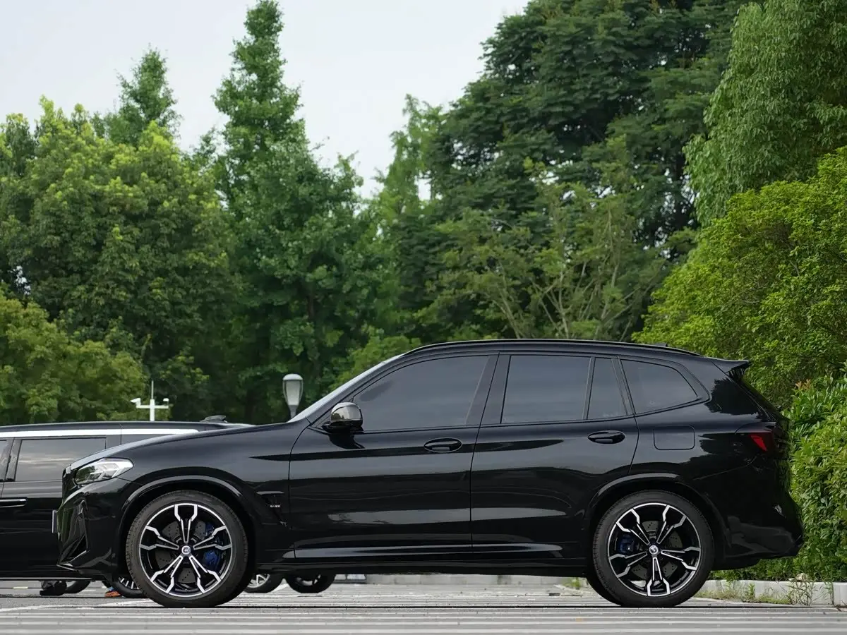 BMW X3 M 2023 — Фото 2/20