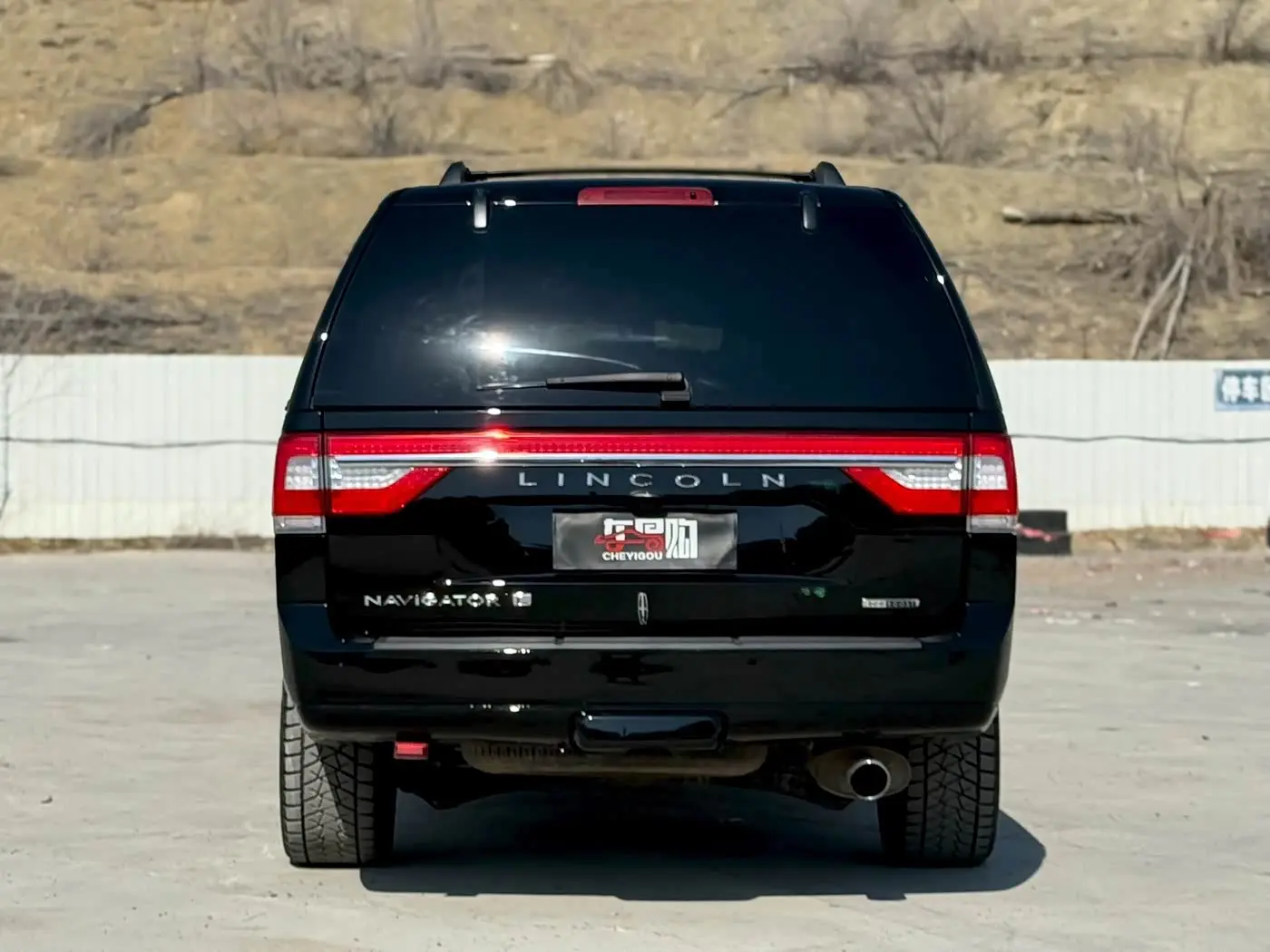 Lincoln Navigator 2017 — Şəkil 8/9