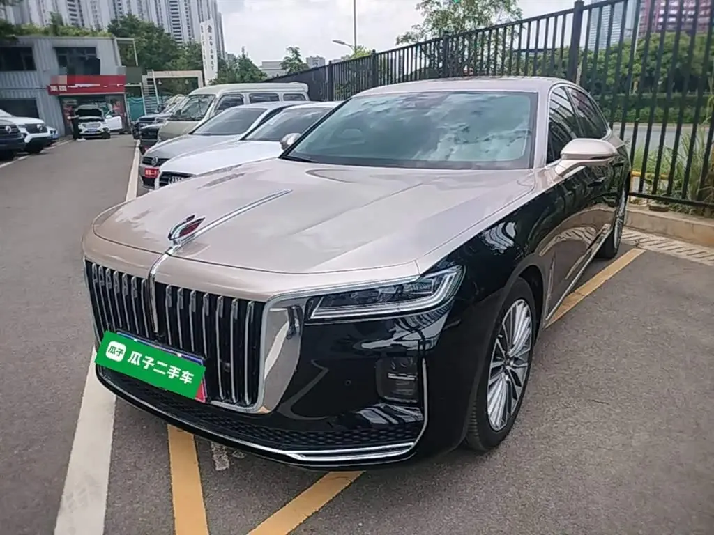Hongqi H9 2024 — Şəkil 1/20