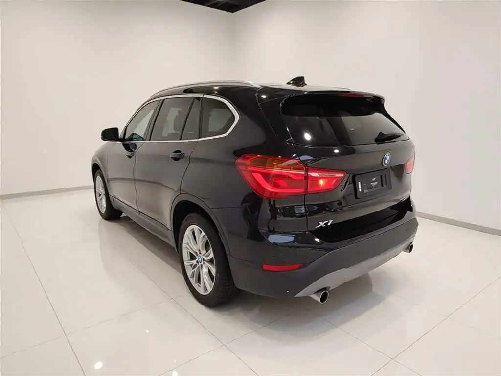 BMW X1 2019 — Фото 5/20