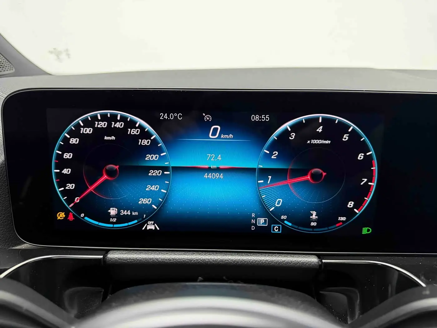 Mercedes-Benz GLA 2021 — Фото 15/20
