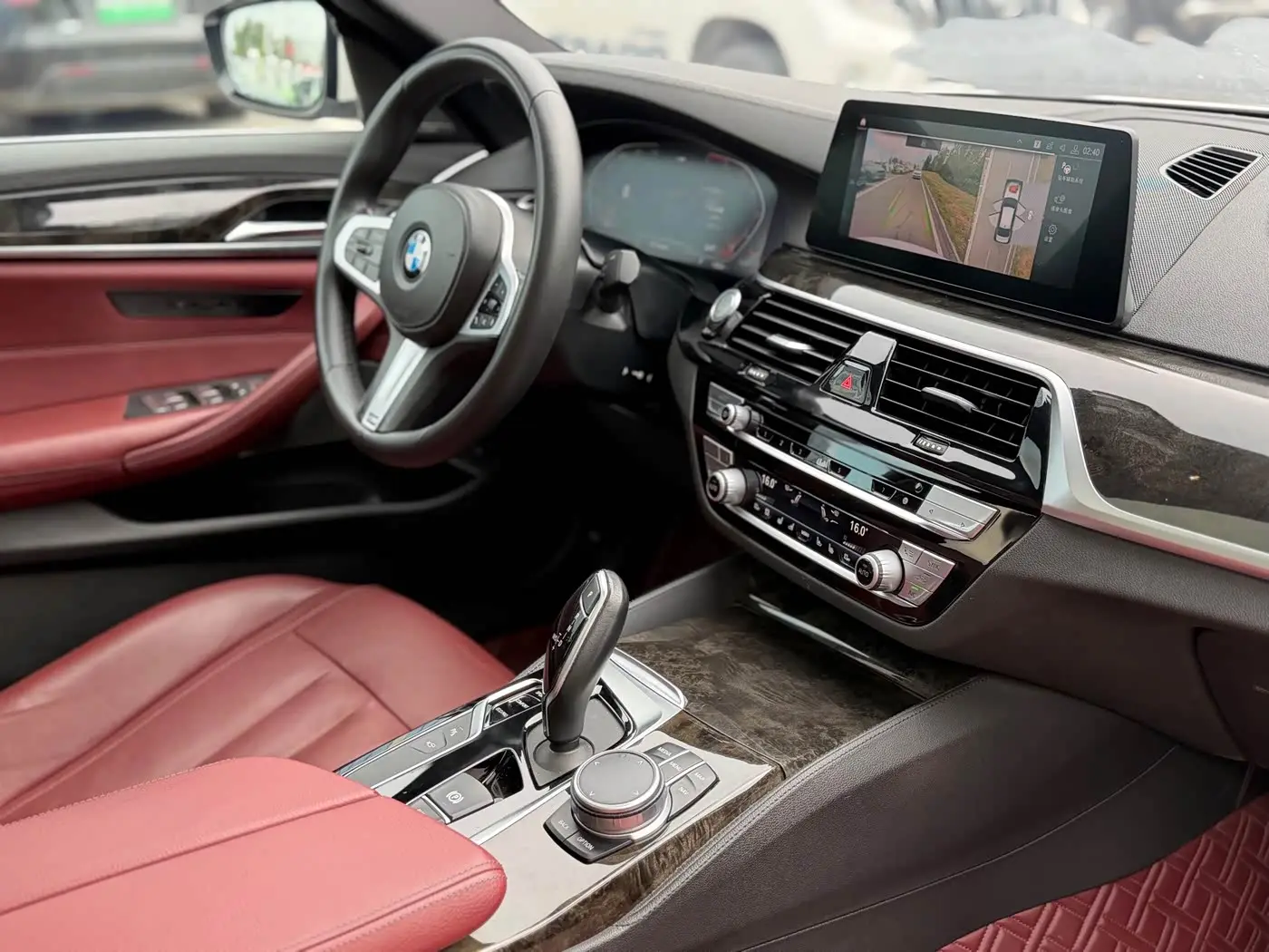 BMW 5 Series 2020 — Фото 14/16