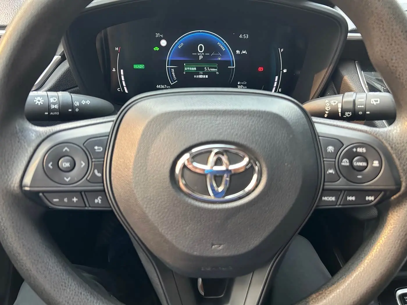 Toyota Corolla Cross 2024 — ფოტო 13/13