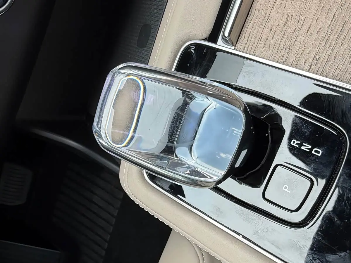 Volvo XC90 2026 — Photo 20/20