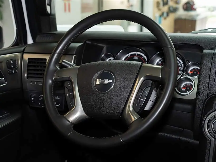 Hummer H2 2009 — Şəkil 13/20