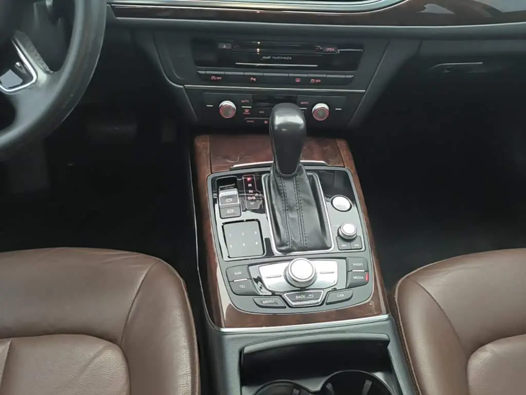 Audi A6L 2017 — Photo 14/20