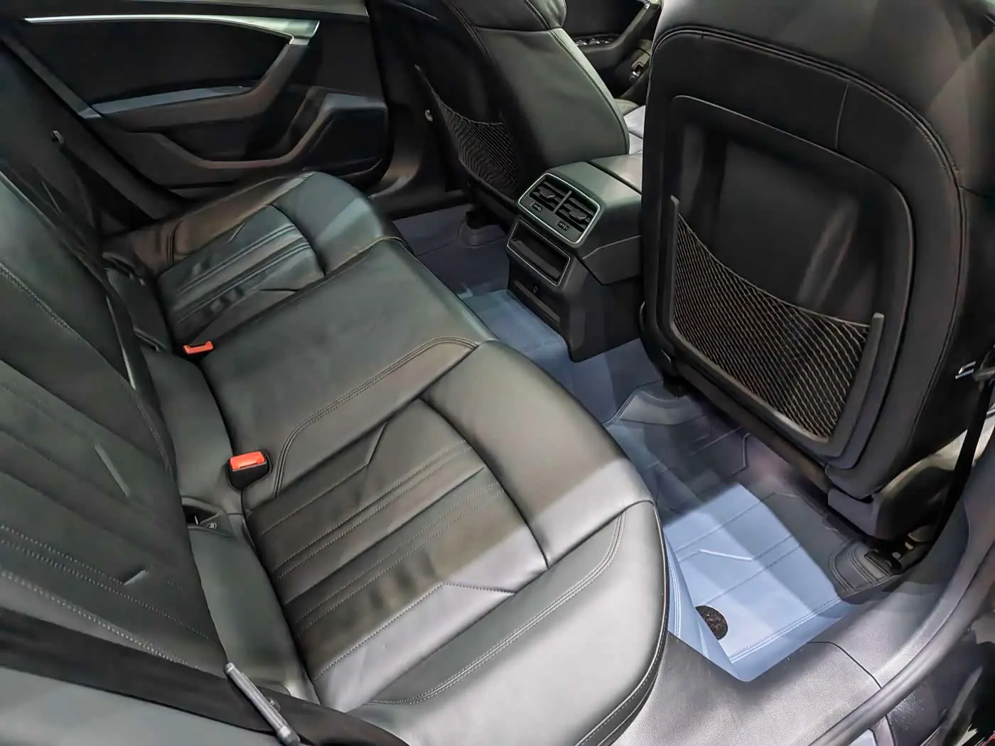 Audi A7 2019 — Şəkil 12/18