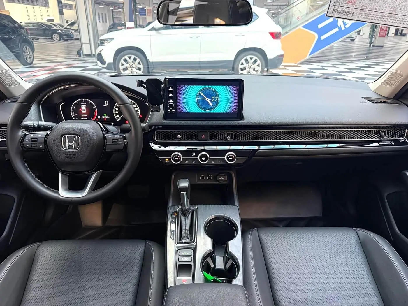 Honda Civic 2022 — Photo 8/19