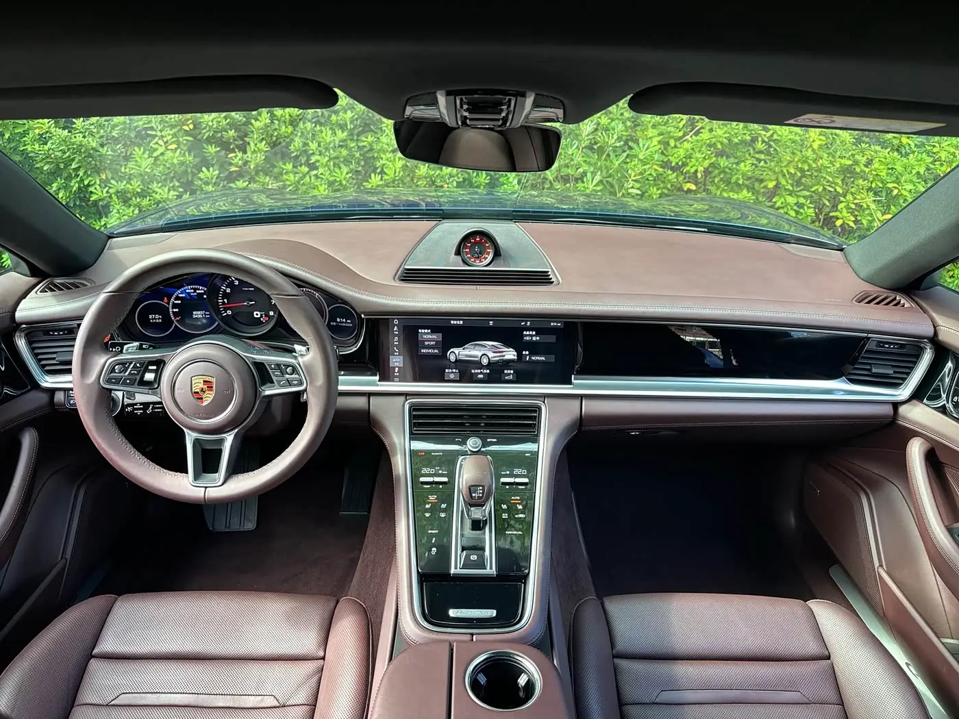Porsche Panamera 2020 — Фото 18/18