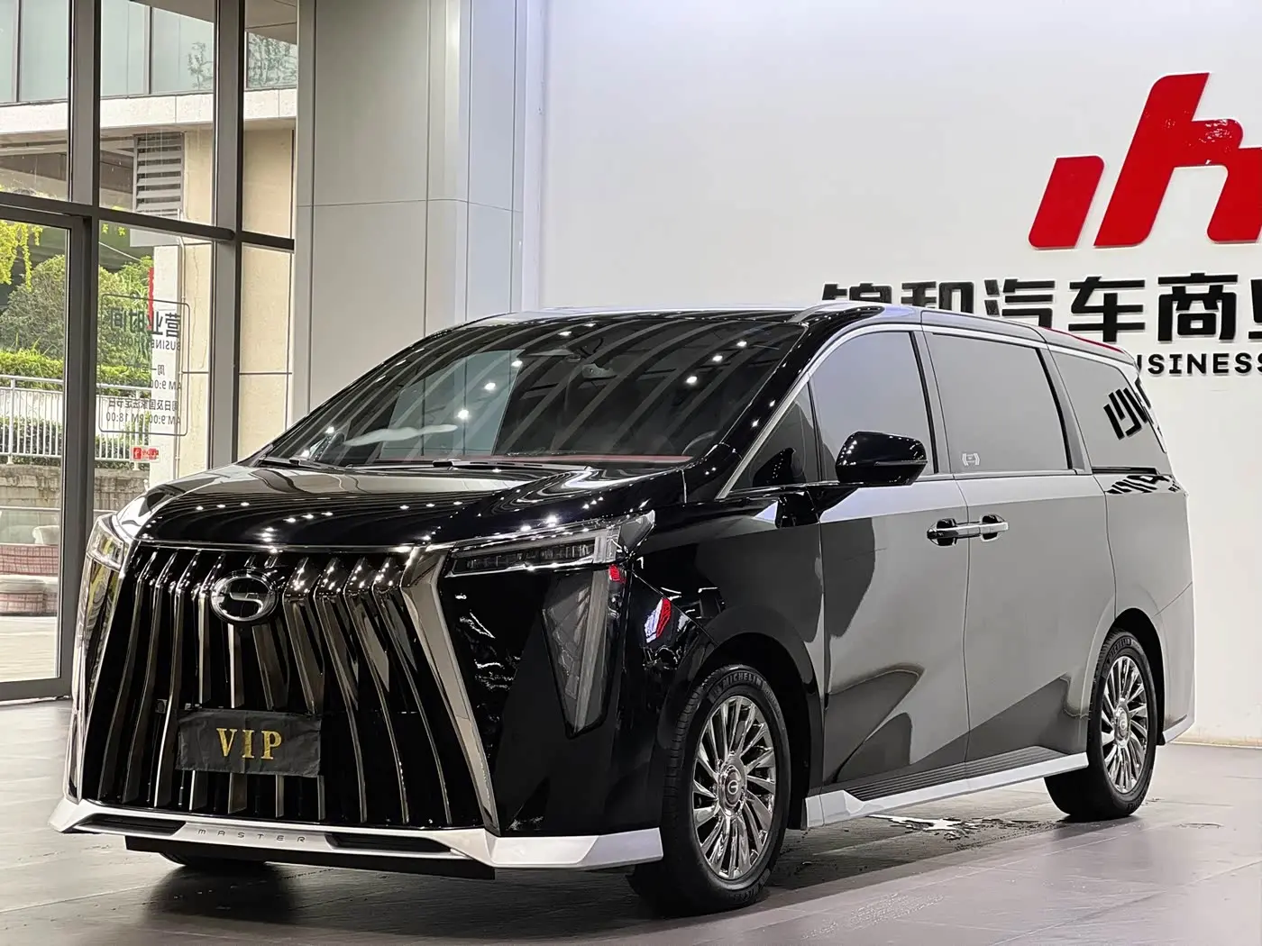 GAC Trumpchi Trumpchi M8 2023 — Фото 2/9