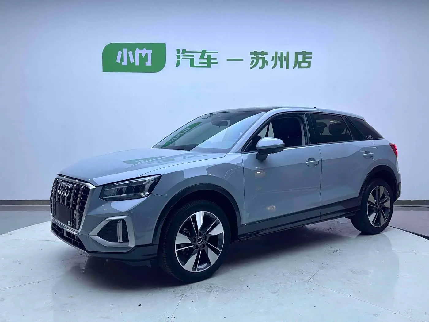 Audi Q2L 2022 — Photo 1/20
