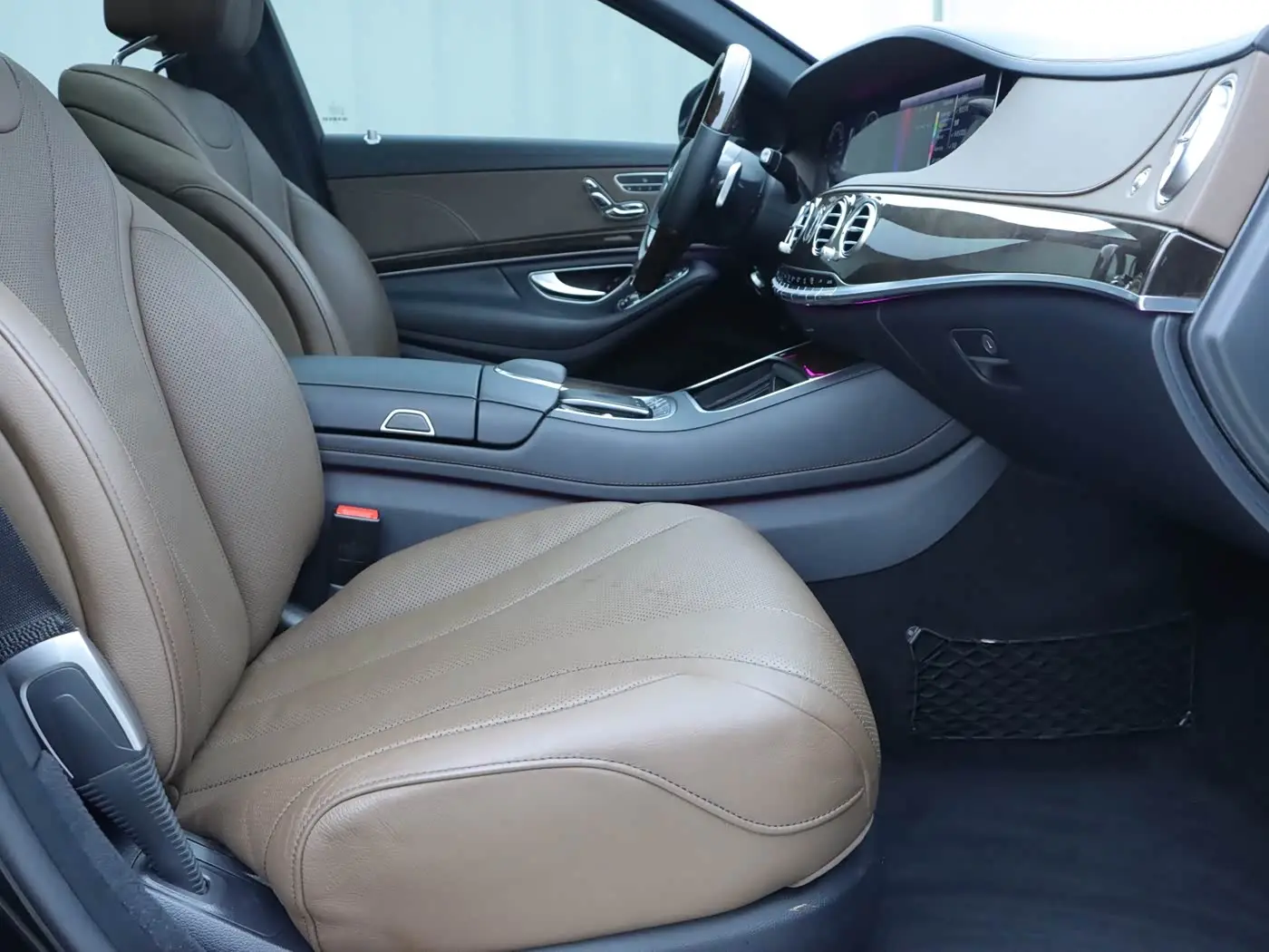 Mercedes-Benz S-Class 2020 — Фото 10/20
