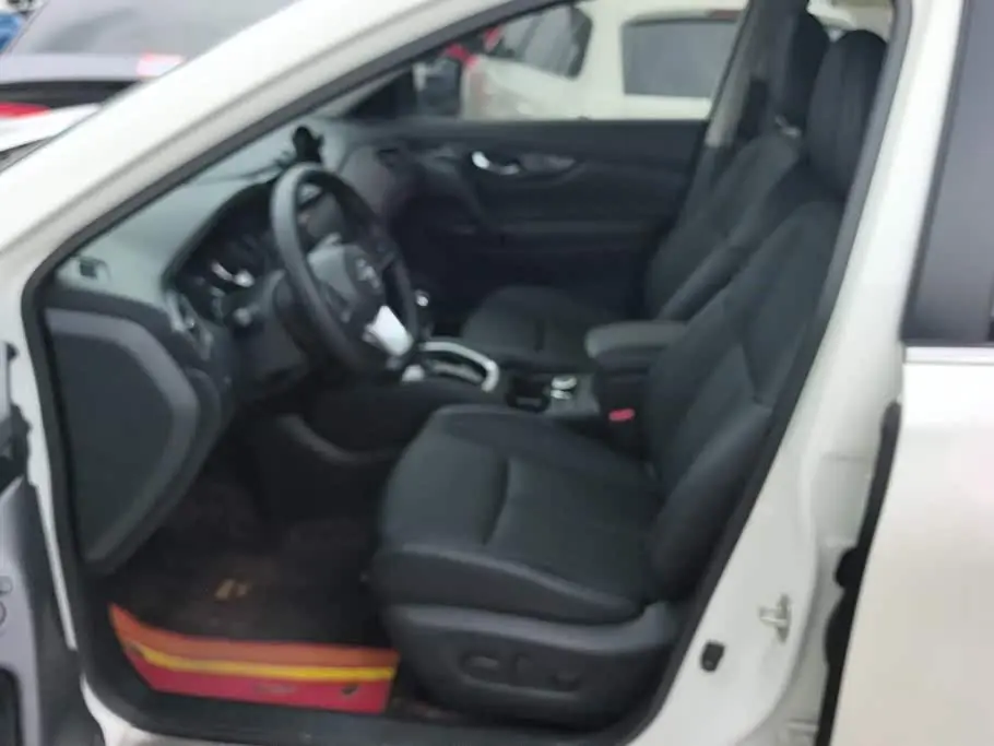 Nissan X-Trail 2019 — Photo 9/16