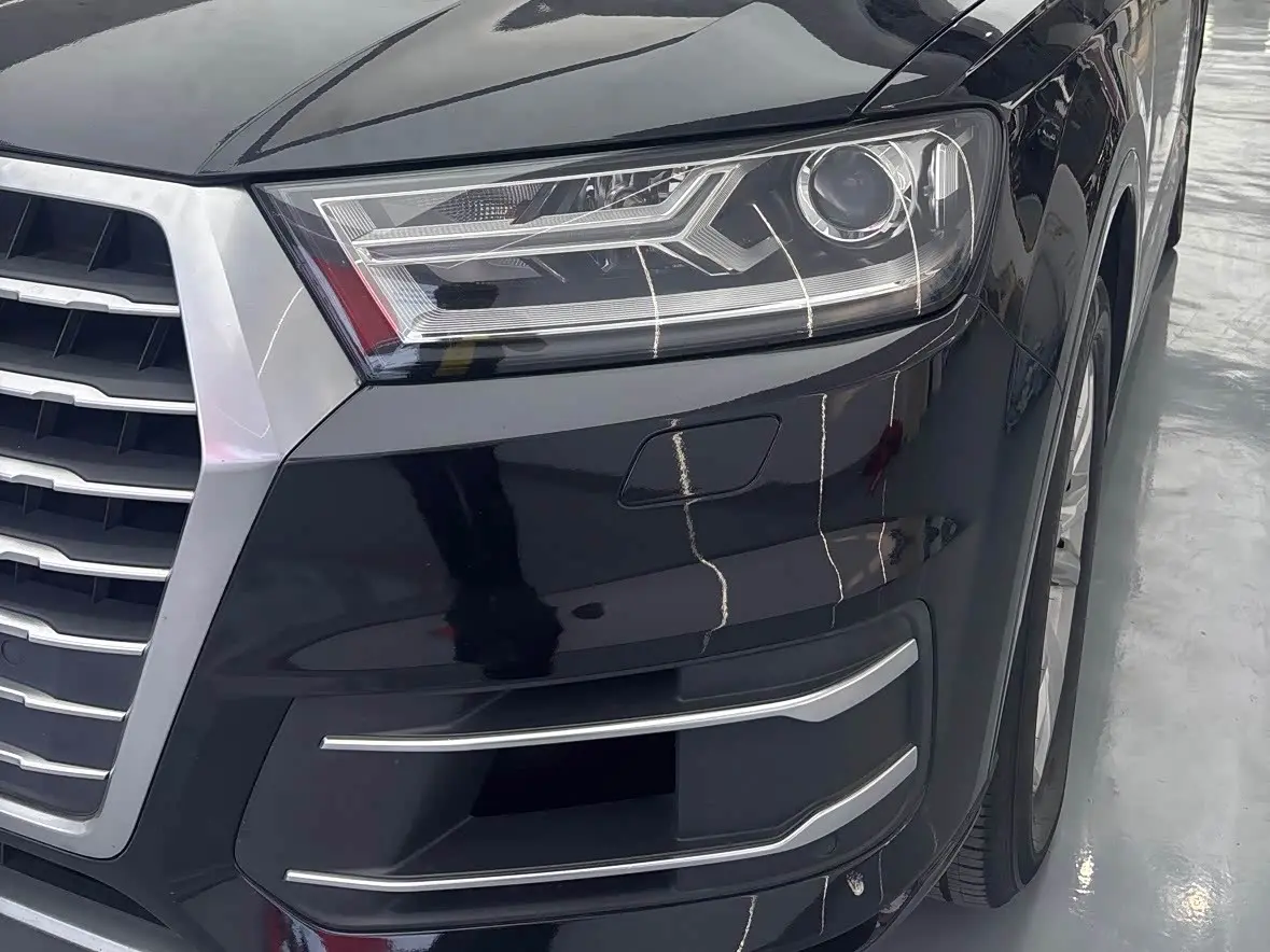 Audi Q7 2017 — Фото 5/15