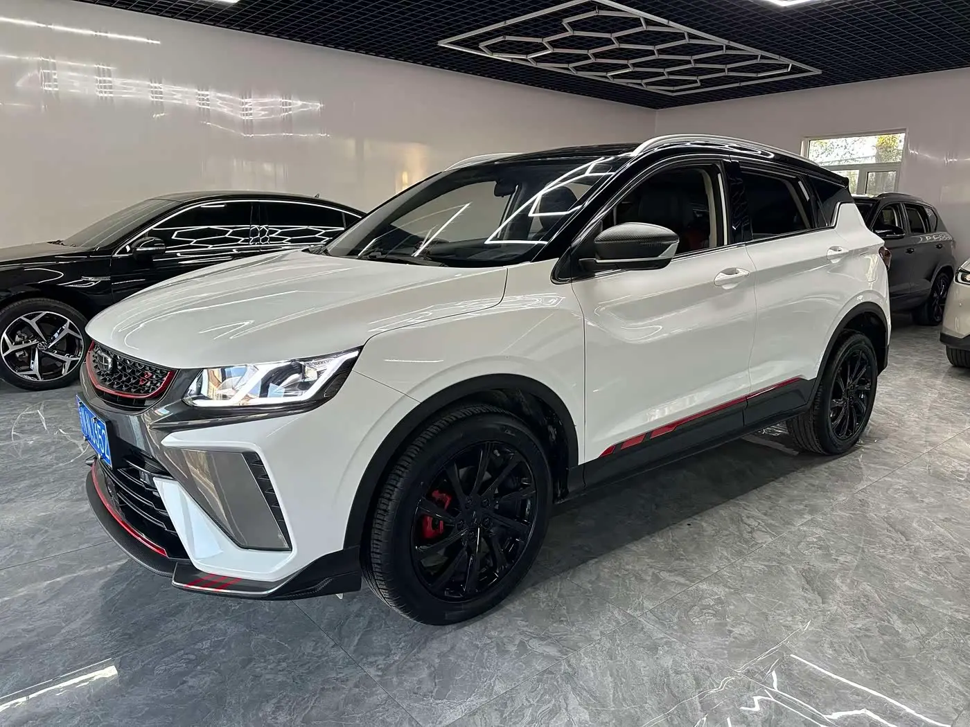 Geely Binyue 2022 — Photo 2/20