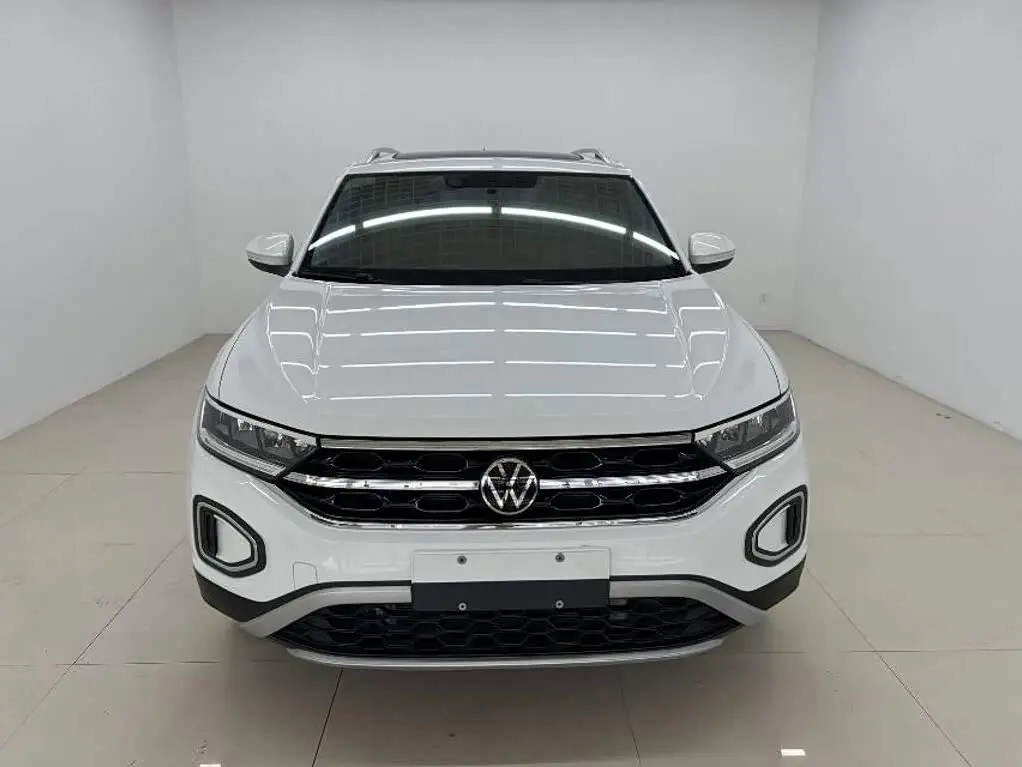 Volkswagen T-ROC 2023 — Фото 2/18