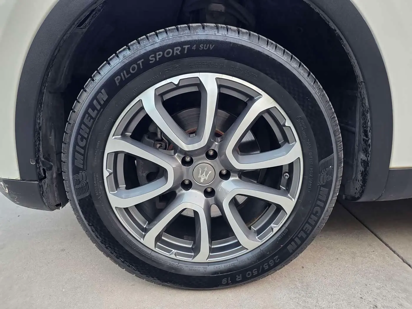 Maserati Levante 2017 — Photo 6/18
