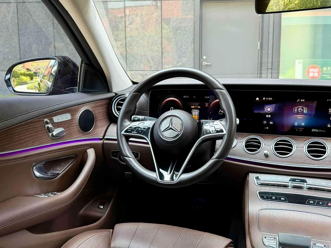 Mercedes-Benz E-Class 2022 — Фото 17/20