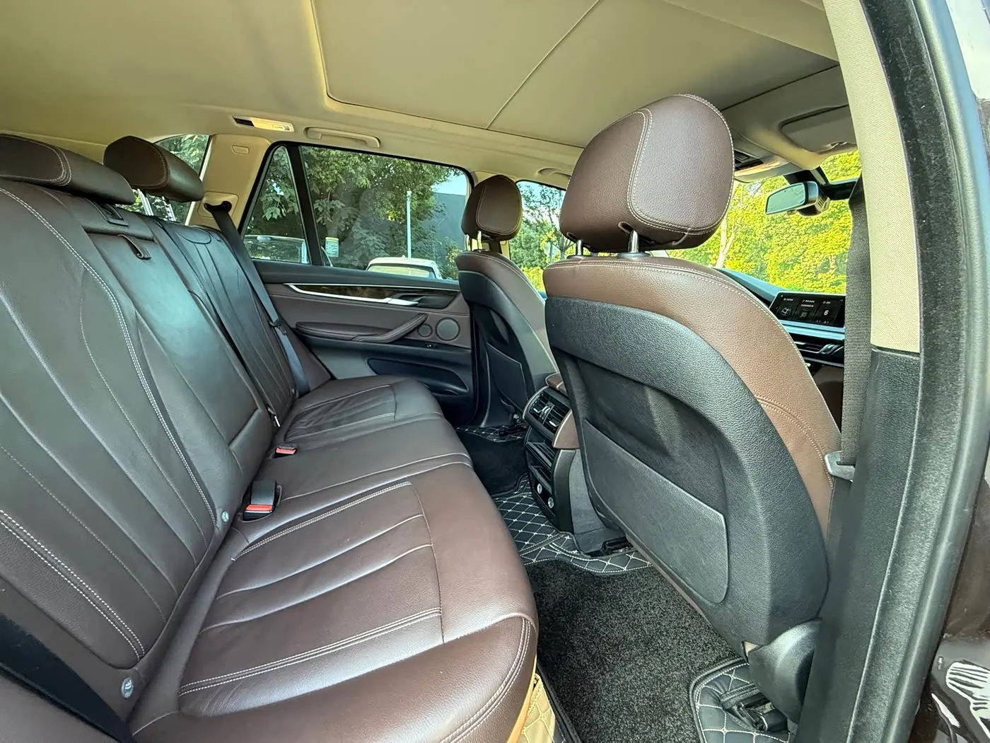 BMW X5 2019 — Photo 16/18