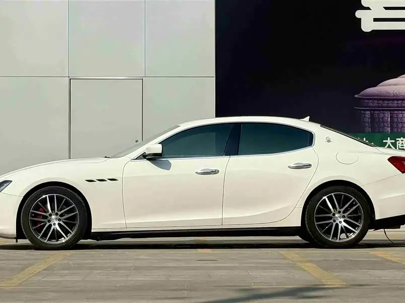 Maserati Ghibli 2016 — Photo 7/20