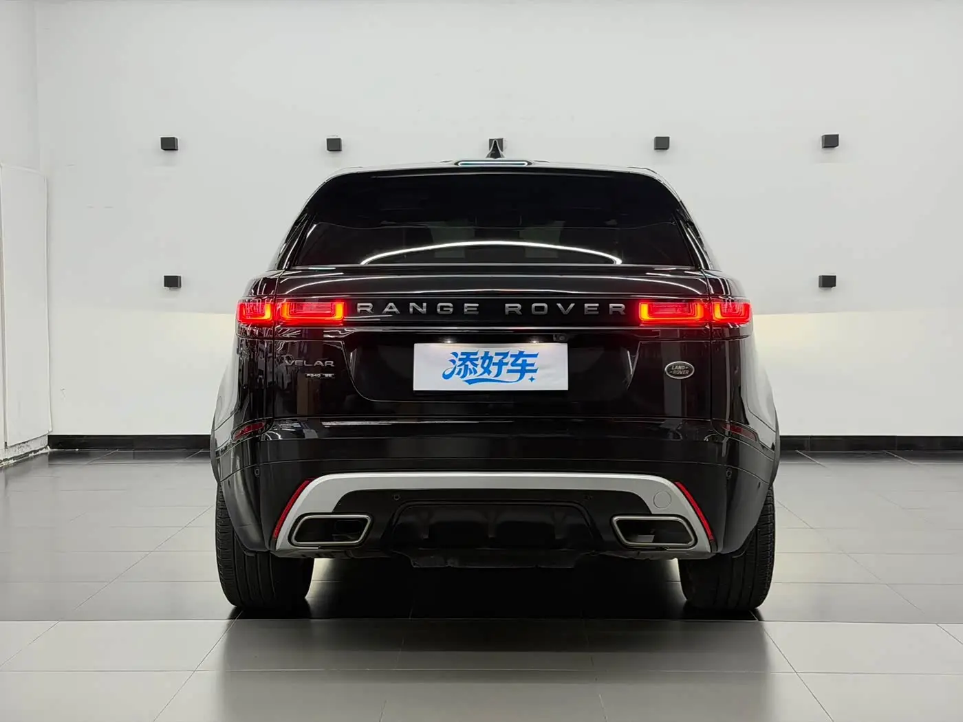 Land Rover Range Rover Velar 2021 — Photo 12/13