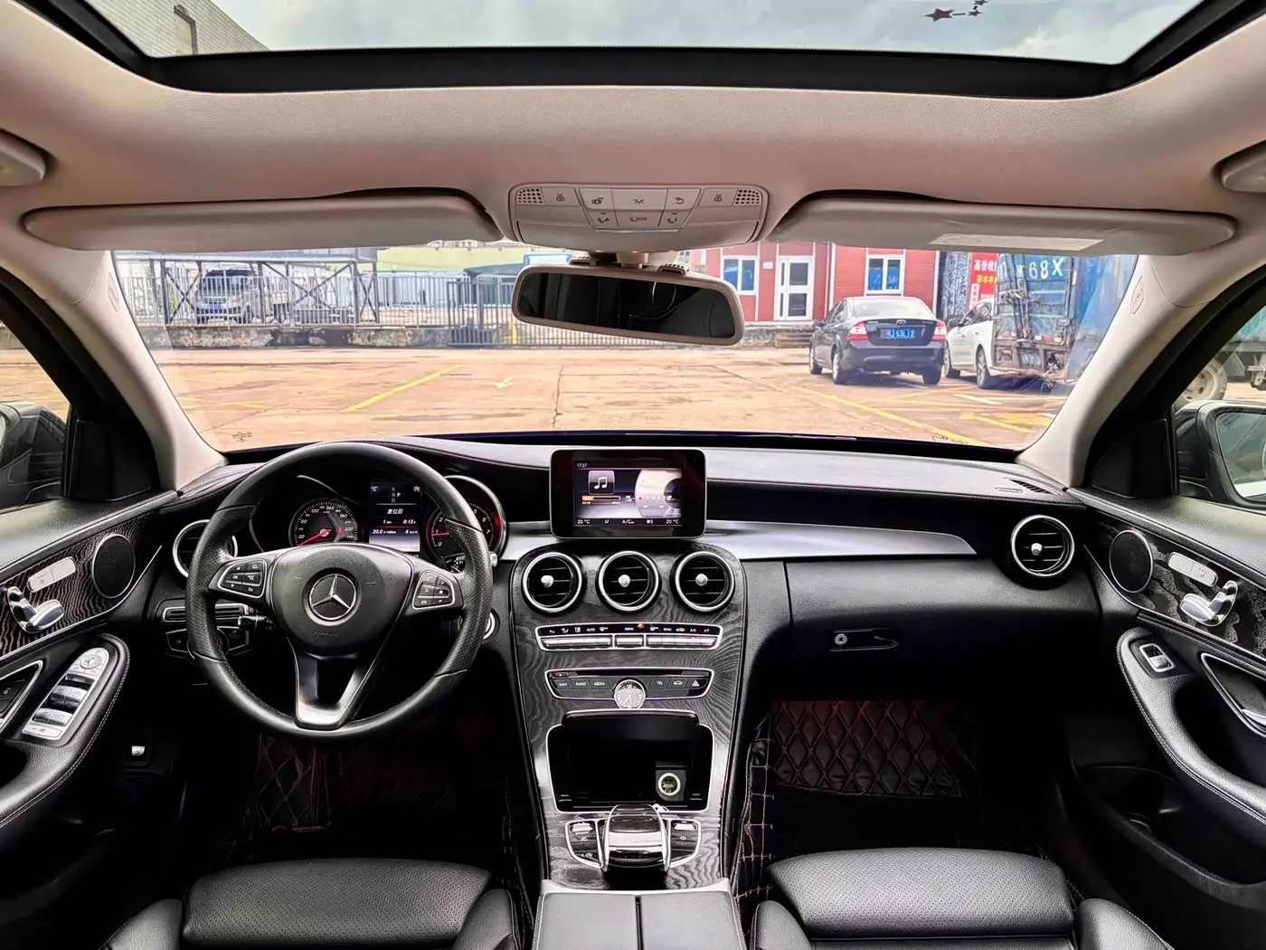 Mercedes-Benz C-Class 2017 — Фото 12/13
